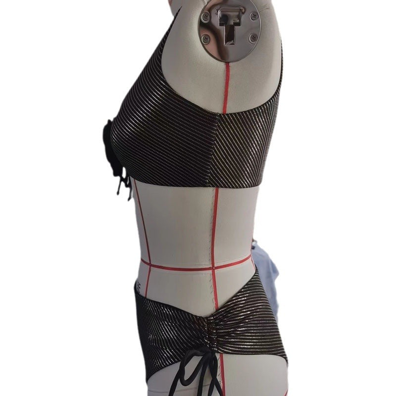 Damen Bikiniset mit Blumenapplikation und sportlichem Schnitt Echo Archiv