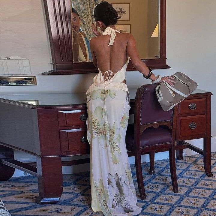 Damen Elegantes Maxikleid mit floralem Halterdesign und seitlichem Schlitz Echo Archiv