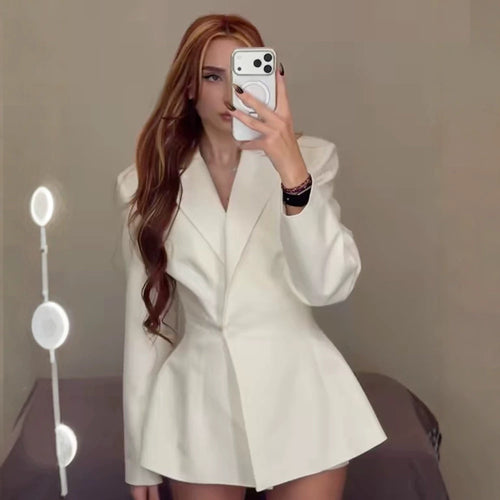 Damen tailliertes Blazer-Kleid mit skulpturaler Taille und ausgestelltem Saum Echoarchiv