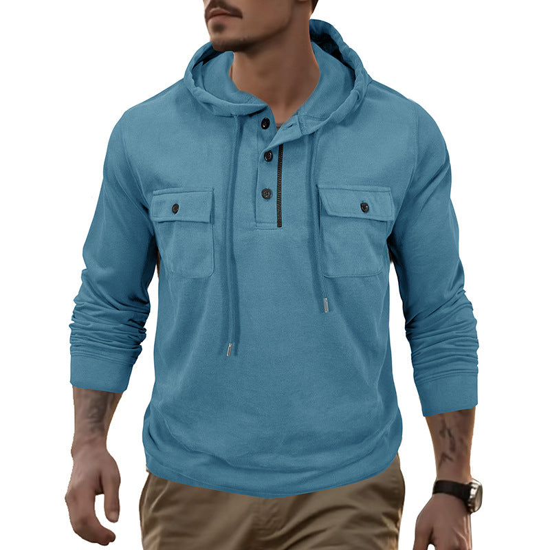 Herren Kapuzenshirt mit praktischen Brusttaschen und modischem Henley-Ausschnitt Echoarchiv