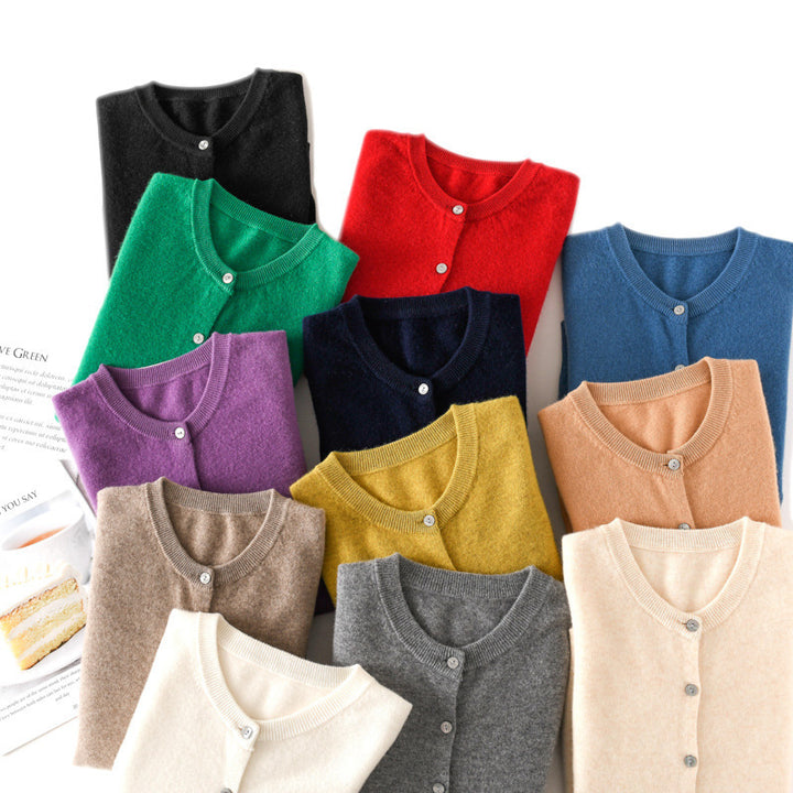 Damen Leichter Rundhals-Knopfcardigan in Kaschmiroptik mit feiner Rippkante und lässiger Silhouette Echoarchiv