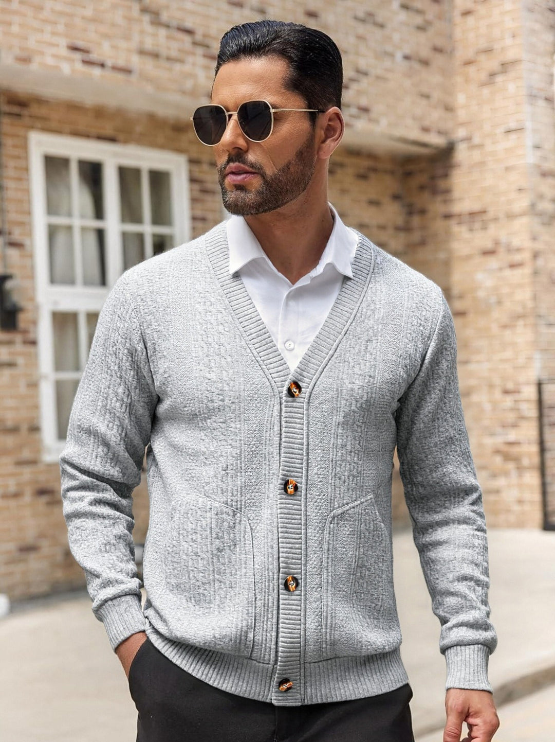 Herren Strickjacke mit modernen Details und praktischen Taschen Echoarchiv