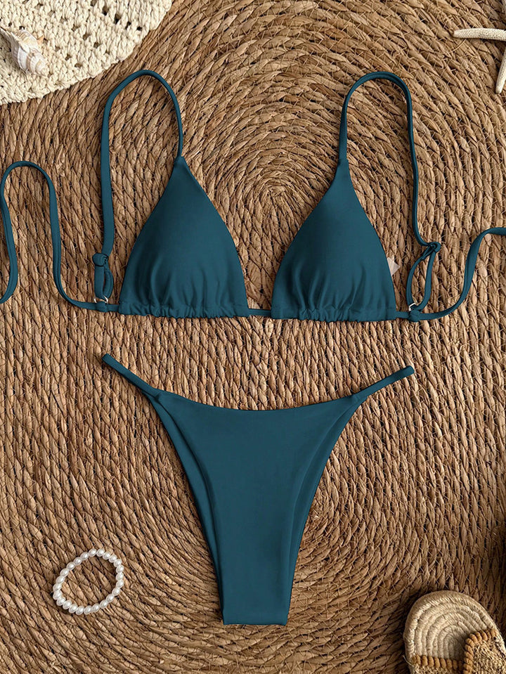 Damen trendiger Bikini mit Triangle-Oberteil und minimalistischem Unterteil Echo Archiv