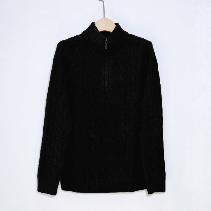 Herren eleganter Strickpullover mit halbem Reißverschluss und Zopfstrickmuster Echoarchiv