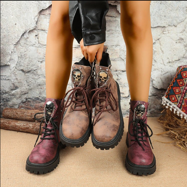 Damen Modische Stiefel mit Totenkopf-Details Echo Archiv