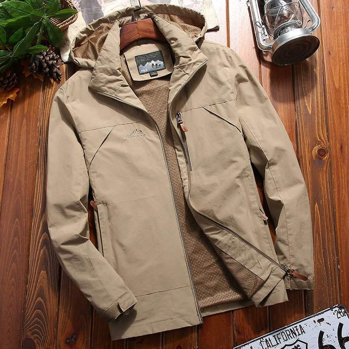Herren Wasserabweisende Softshelljacke mit Fleece Innenfutter, Kapuze und Brusttasche Echo Archiv