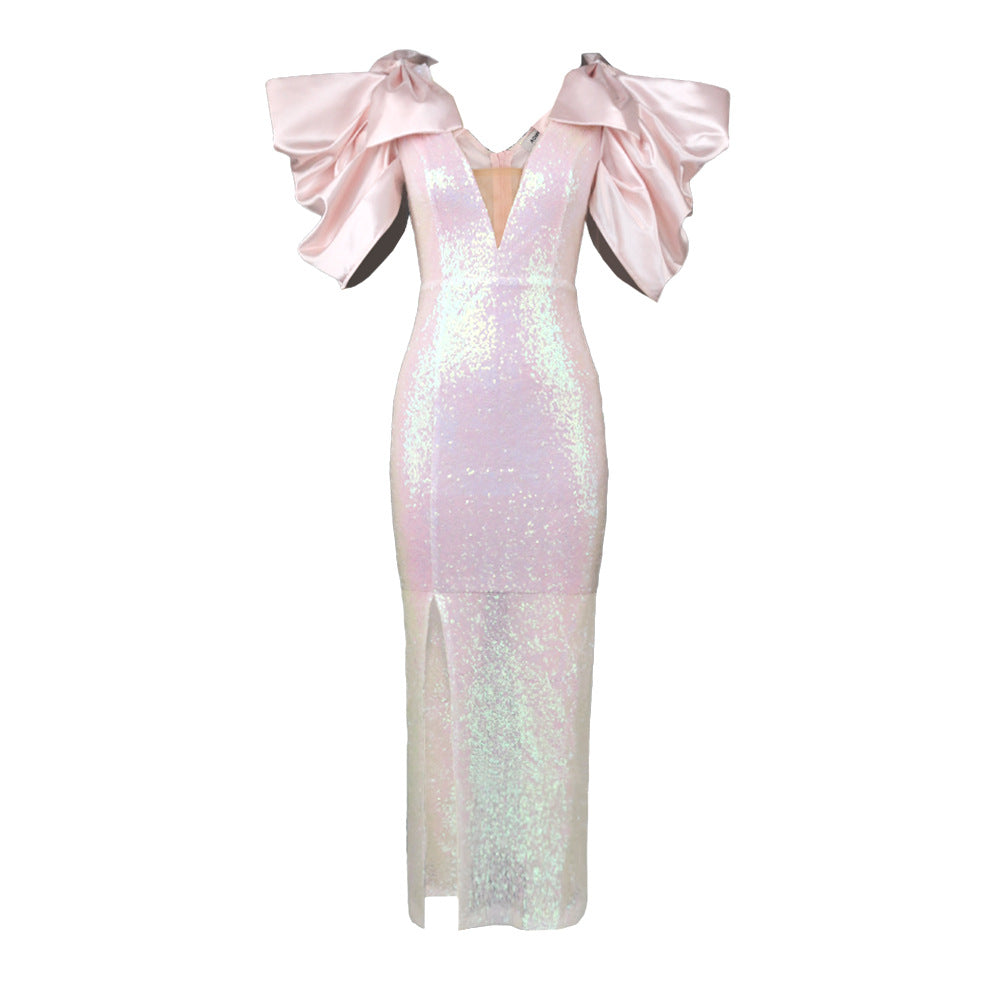Damen Figurbetontes Glamour-Kleid mit schimmerndem Stoff und voluminösen Ärmeln Echo Archiv