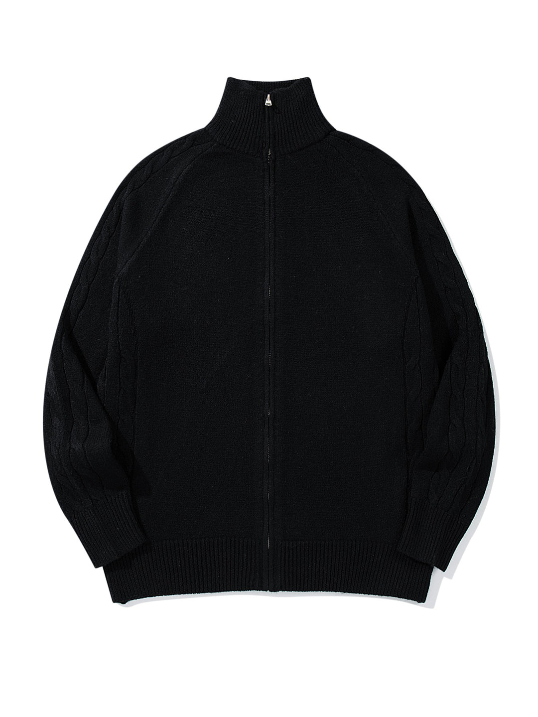 Herren Grobstrick‑Zipjacke mit Funnelkragen, Raglanärmeln und Zopfmuster Echoarchiv