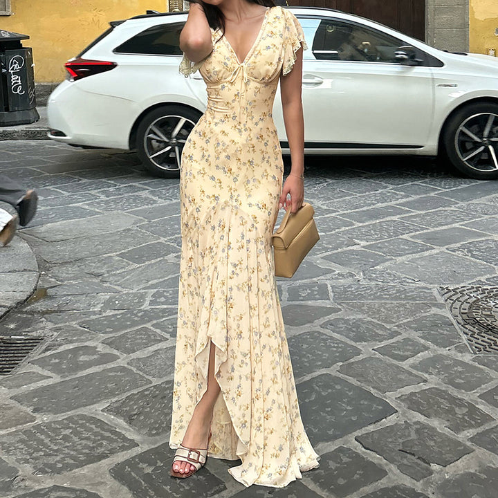 Damen Maxikleid mit romantischem Blumenmuster und verspieltem V-Ausschnitt Echo Archiv