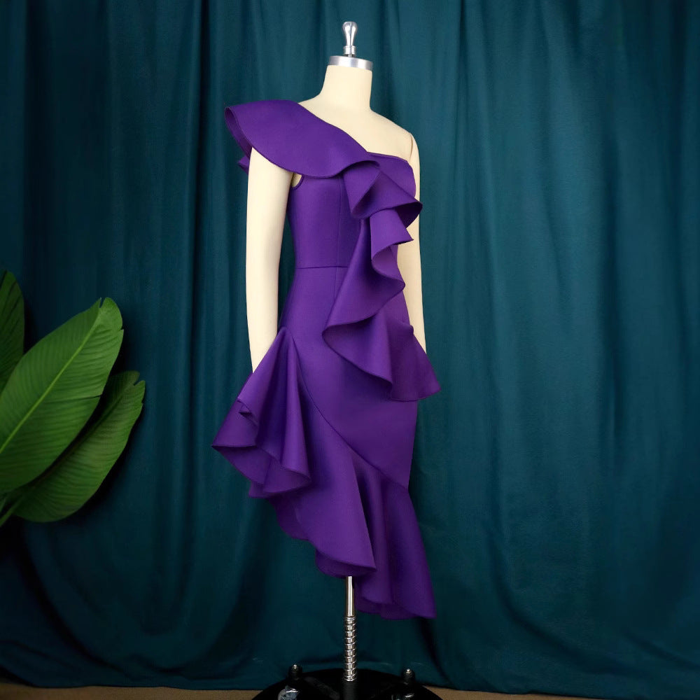 Damen Elegantes Maxi Kleid mit asymmetrischem Rüschendesign Echo Archiv