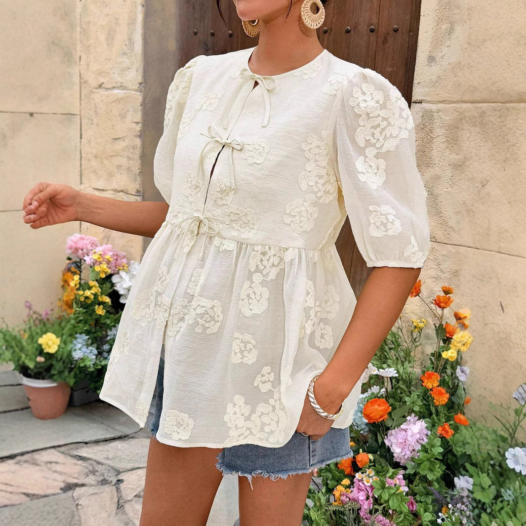 Damen verspieltes Oberteil mit floralen Details Echo Archiv