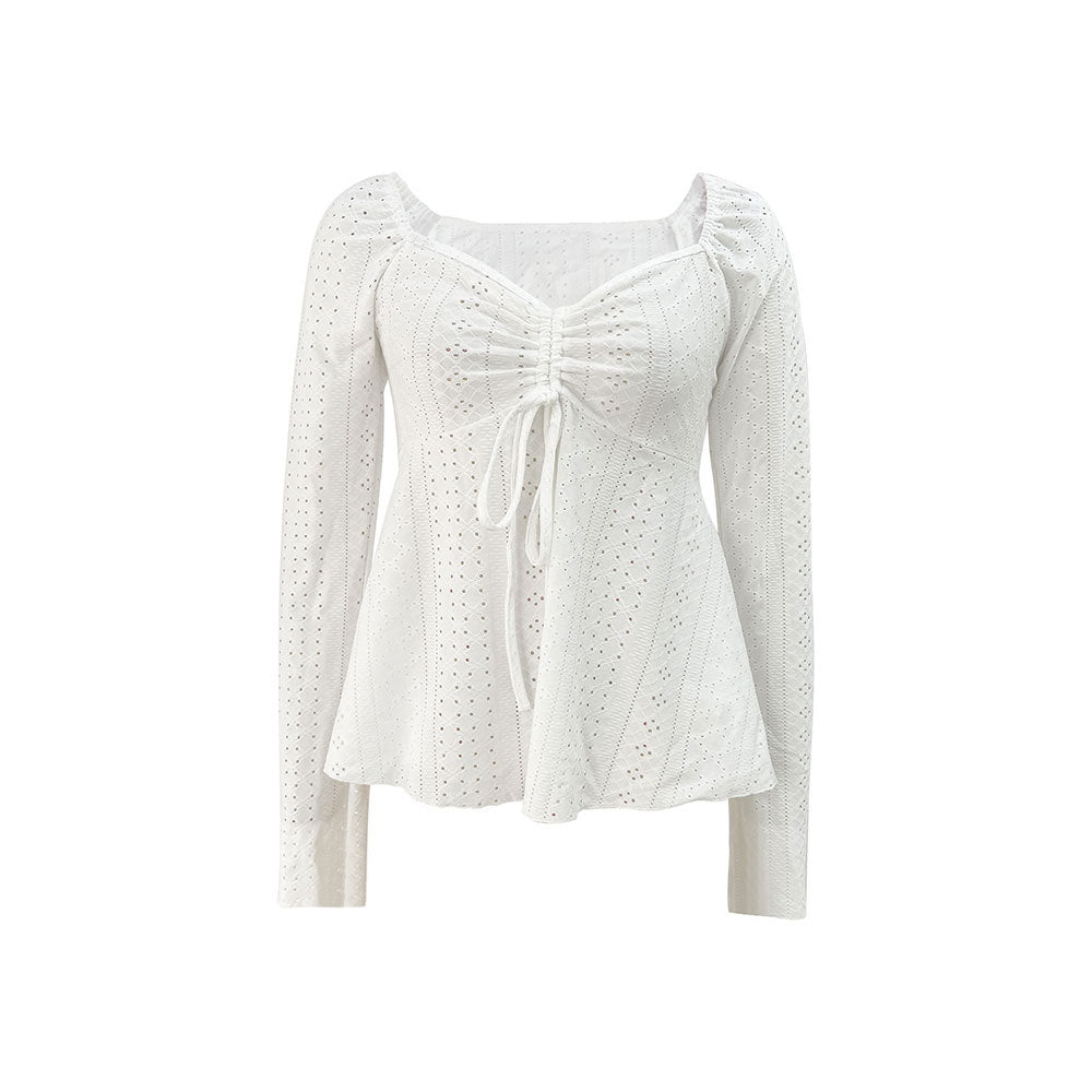 Damen besticktes Broderie-Anglaise Langarm-Top mit Raffung, V‑Ausschnitt‑Effekt und tailliertem Schößchen – Élovi