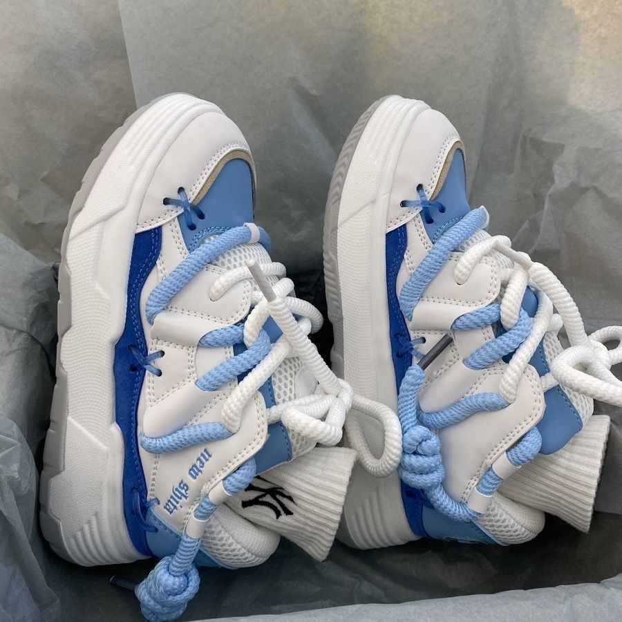 Damen Sportliche Sneakers mit innovativer Dämpfung und robustem Design Echo Archiv