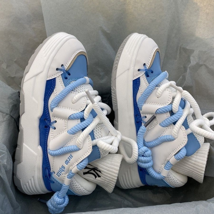 Damen Sportliche Sneakers mit innovativer Dämpfung und robustem Design Echo Archiv