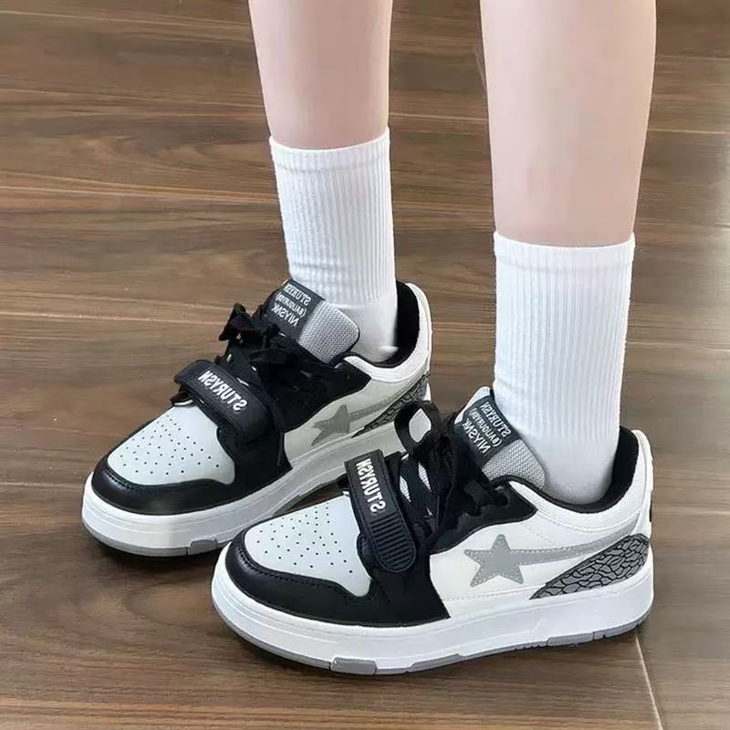 Damen Sportliche Sneakers mit strapazierfähigem Obermaterial und rutschfester Sohle Echo Archiv