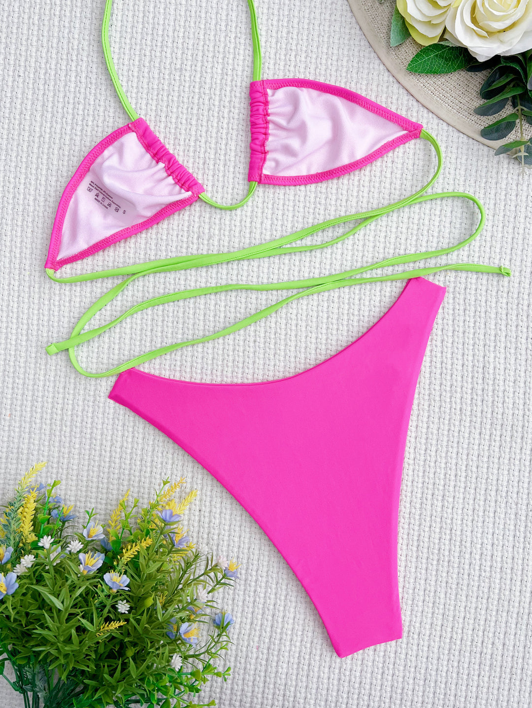 Damen Triangel-Bikini mit modischen Ringdetails Echo Archiv