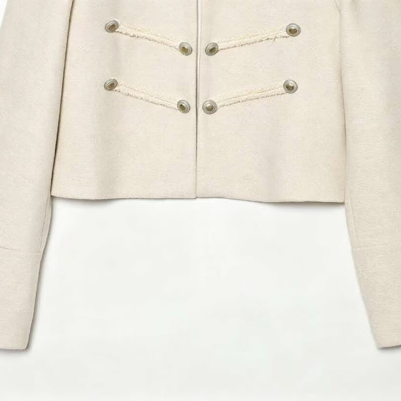 Damen kurze militärische Jacke mit Stehkragen, Zierkordeln und Zierknöpfen Echoarchiv