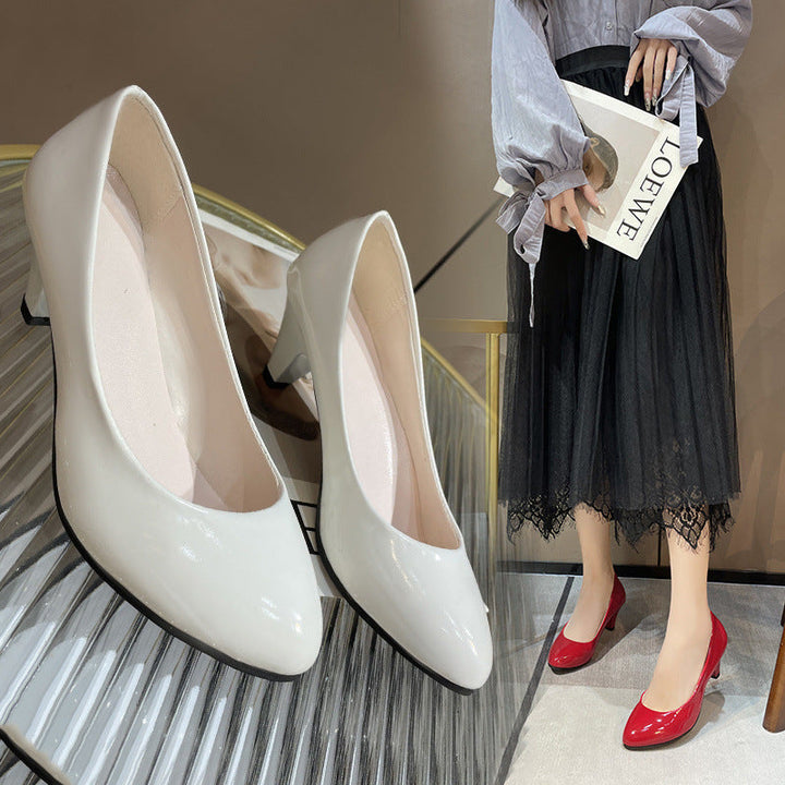 Damen elegante Pumps mit bequemem Blockabsatz und hochwertiger Lackoberfläche – Lioré