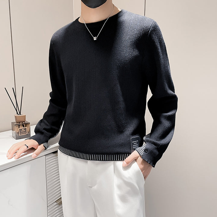 Herren Feinstrick-Pullover mit dezenter Rippenstruktur und kontrastiertem Saum Echoarchiv