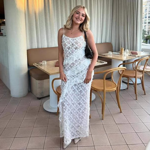 Damen Elegantes Spitzen-Maxikleid mit asymmetrischen Drapierungen Echo Archiv