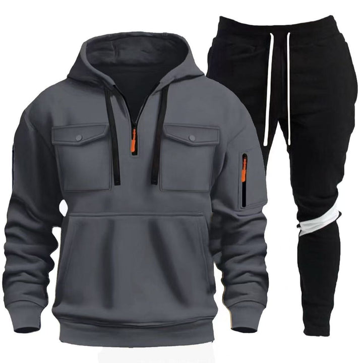 Herren praktische Kapuzenjacke mit Sporthose Echoarchiv