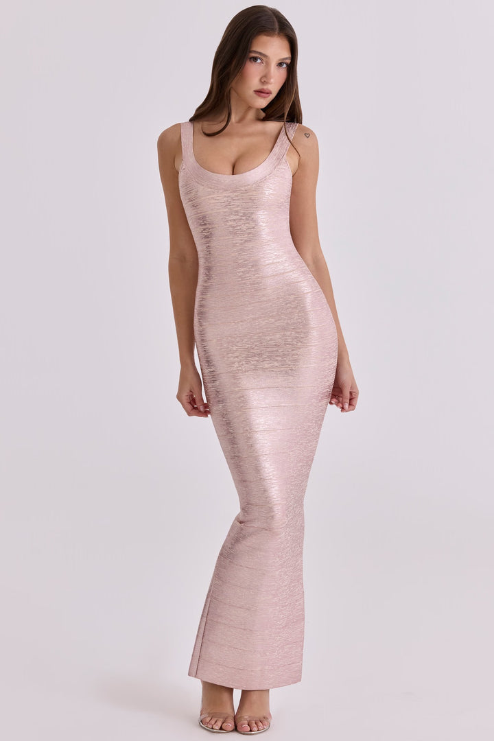 Damen figurbetontes Maxikleid mit schimmerndem Stoff und tiefem Ausschnitt Echo Archiv