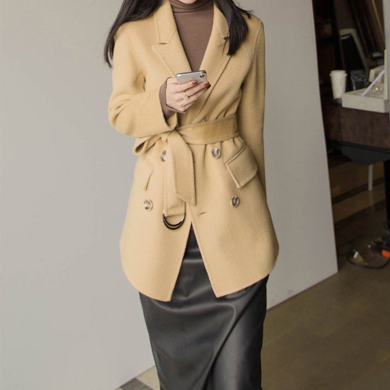 Damen Eleganter Wollblazer mit doppelter Knopfleiste Echoarchiv