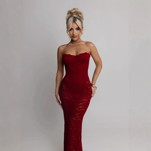 Damen Spitzenabendkleid mit herzförmigem Ausschnitt und figurbetontem Schnitt Echo Archiv