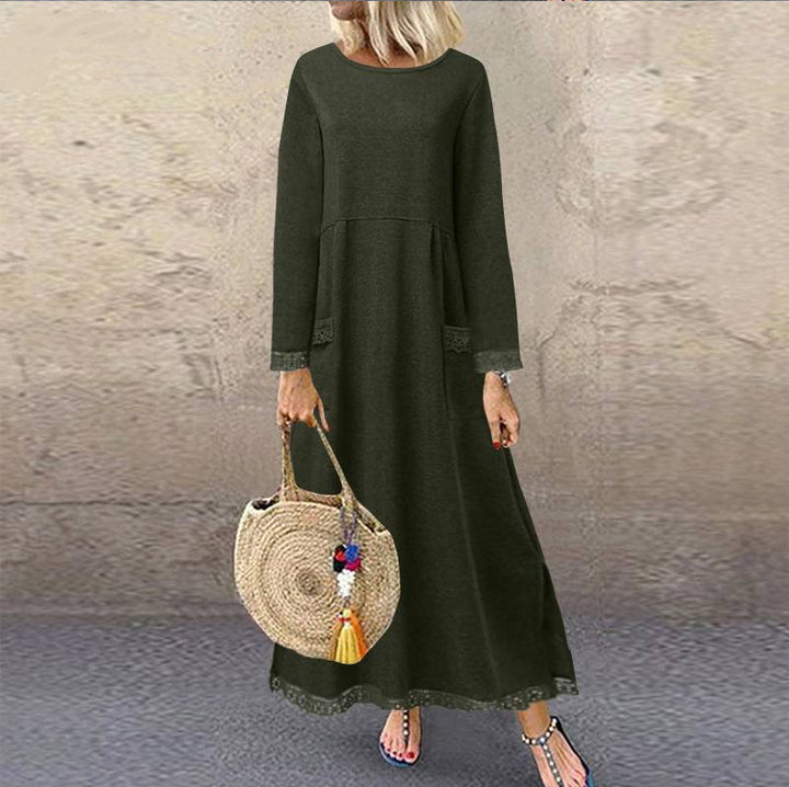 Damen nan Maxikleid mit lockerem A‑Linien Schnitt, Rundhalsausschnitt, aufgesetzten Eingrifftaschen und zierlichem Spitzenbesatz Echo Archiv