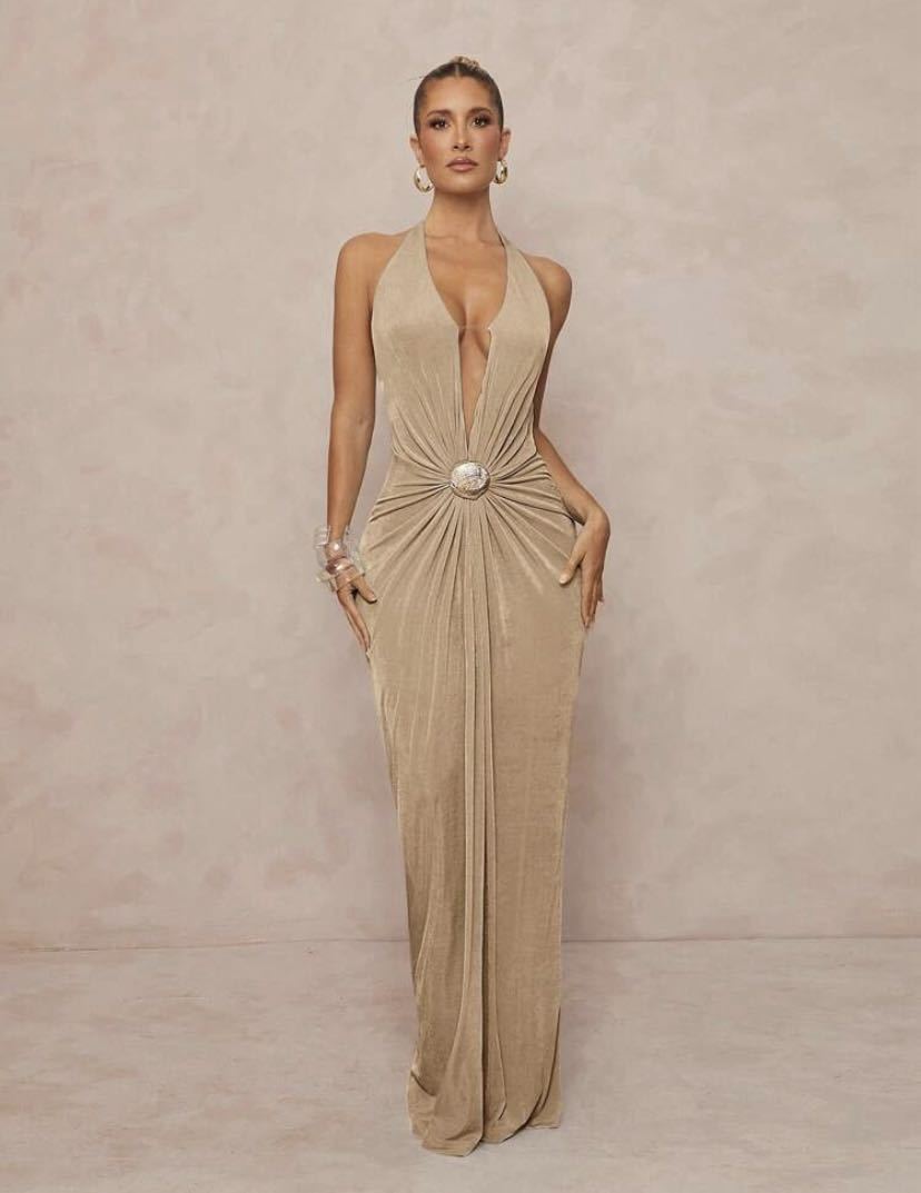 Damen Glamouröses Abendkleid mit tiefem V-Ausschnitt und eleganter Drapierung Echo Archiv