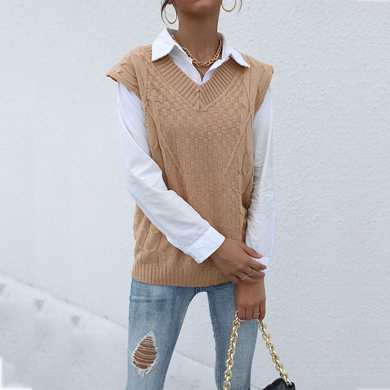 Damen Strick-Weste mit V‑Ausschnitt, Zopfmuster und lässiger Oversize-Silhouette Echoarchiv