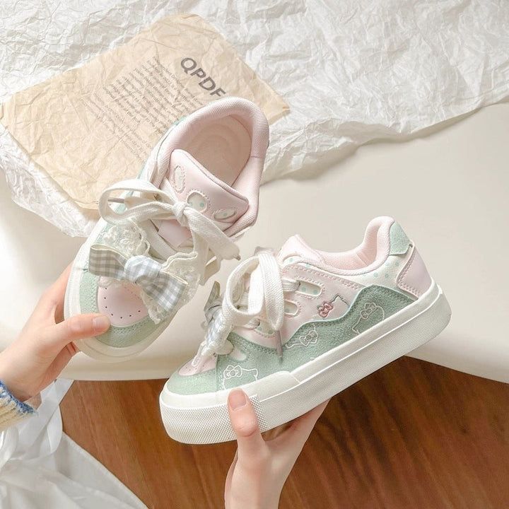 Damen Sneakers mit verspielt romantischen Details und komfortablen Sohlen Echo Archiv