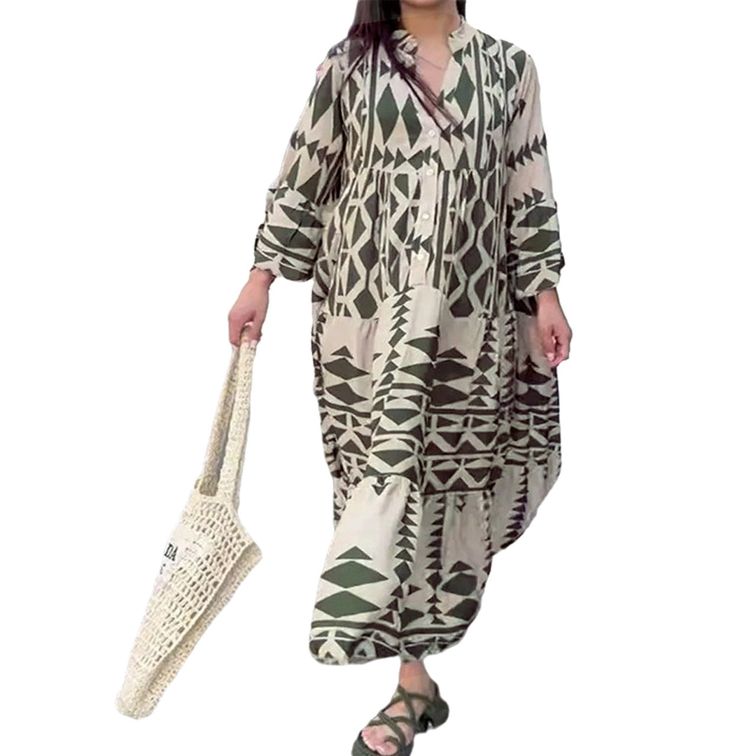 Damen Lockeres Maxikleid im Boho‑Stil mit grafischem Print, V‑Ausschnitt und Knopfleiste Echo Archiv