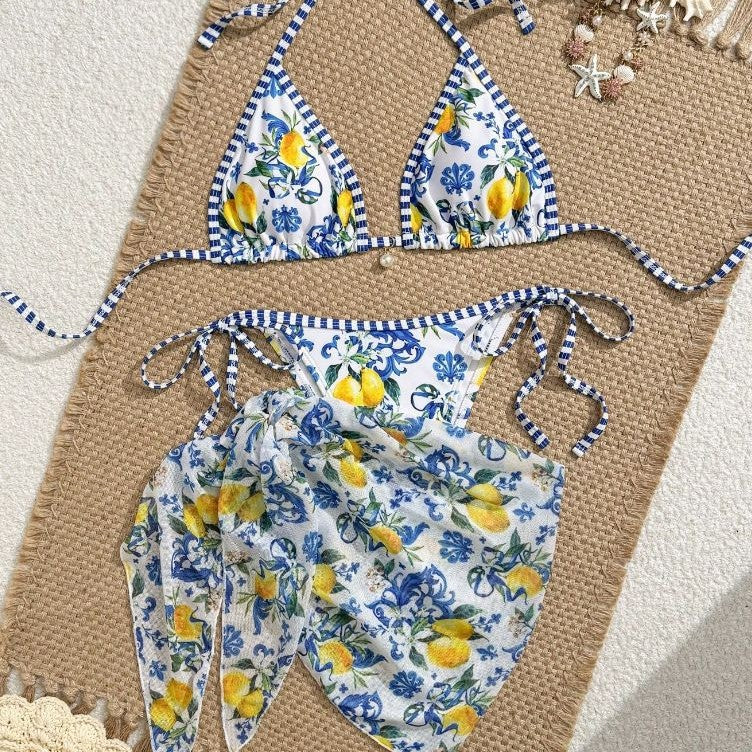 Damen Triangel-Bikini mit floralem Muster und verspieltem Pareo Echo Archiv