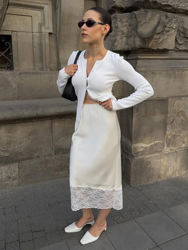 Damen eleganter Satin-Rock mit floralen Spitzenakzenten Echo Archiv