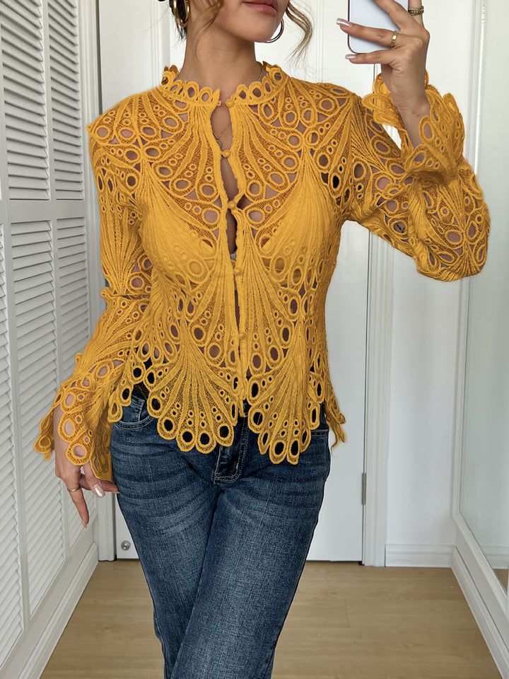 Damen nan filigrane Häkelspitzen-Bluse mit Stehkragen, Zierknopfleiste und gewelltem Saum Echo Archiv