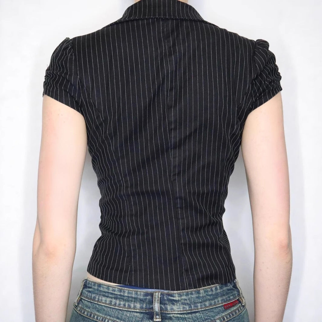 Damen Blazer mit tailliertem Schnitt und modernen Streifen Echo Archiv