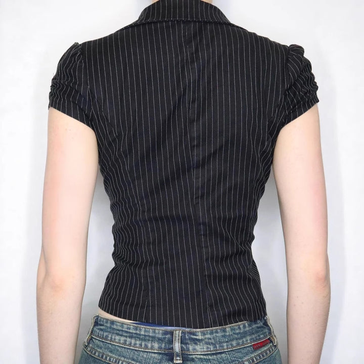 Damen Blazer mit tailliertem Schnitt und modernen Streifen Echo Archiv