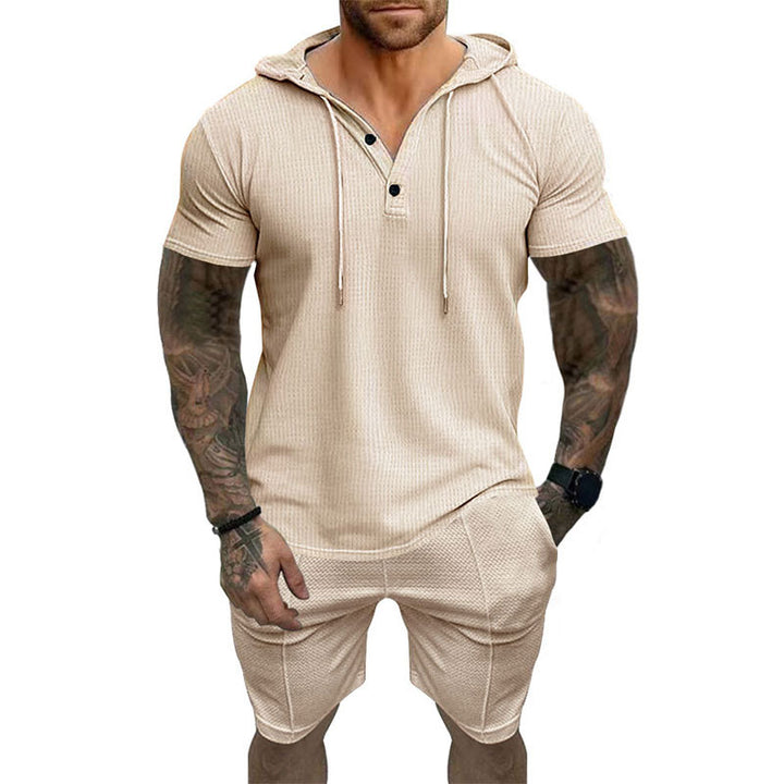 Herren sportliches Kapuzenshirt und Shorts-Set Echoarchiv