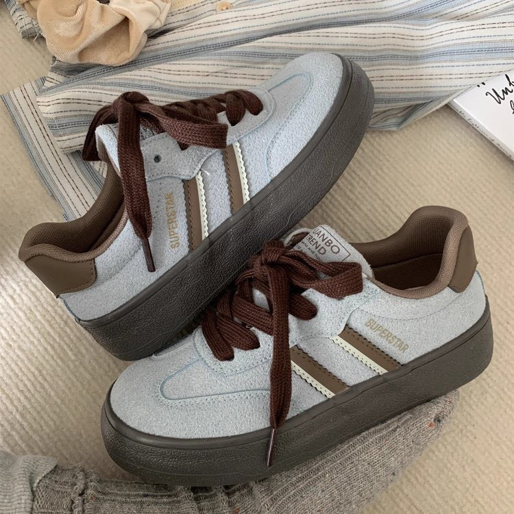Damen Sneakers mit komfortabler Schnürung und dämpfender Sohle Echo Archiv