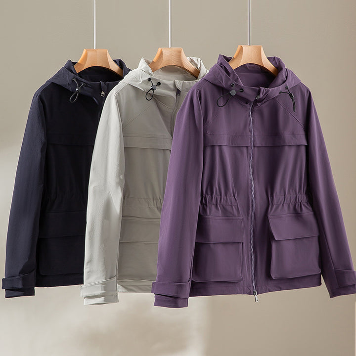 Damen Leichte Funktions-Utility-Jacke mit Kapuze, Kordelzug-Taille und aufgesetzten Klappentaschen Echoarchiv