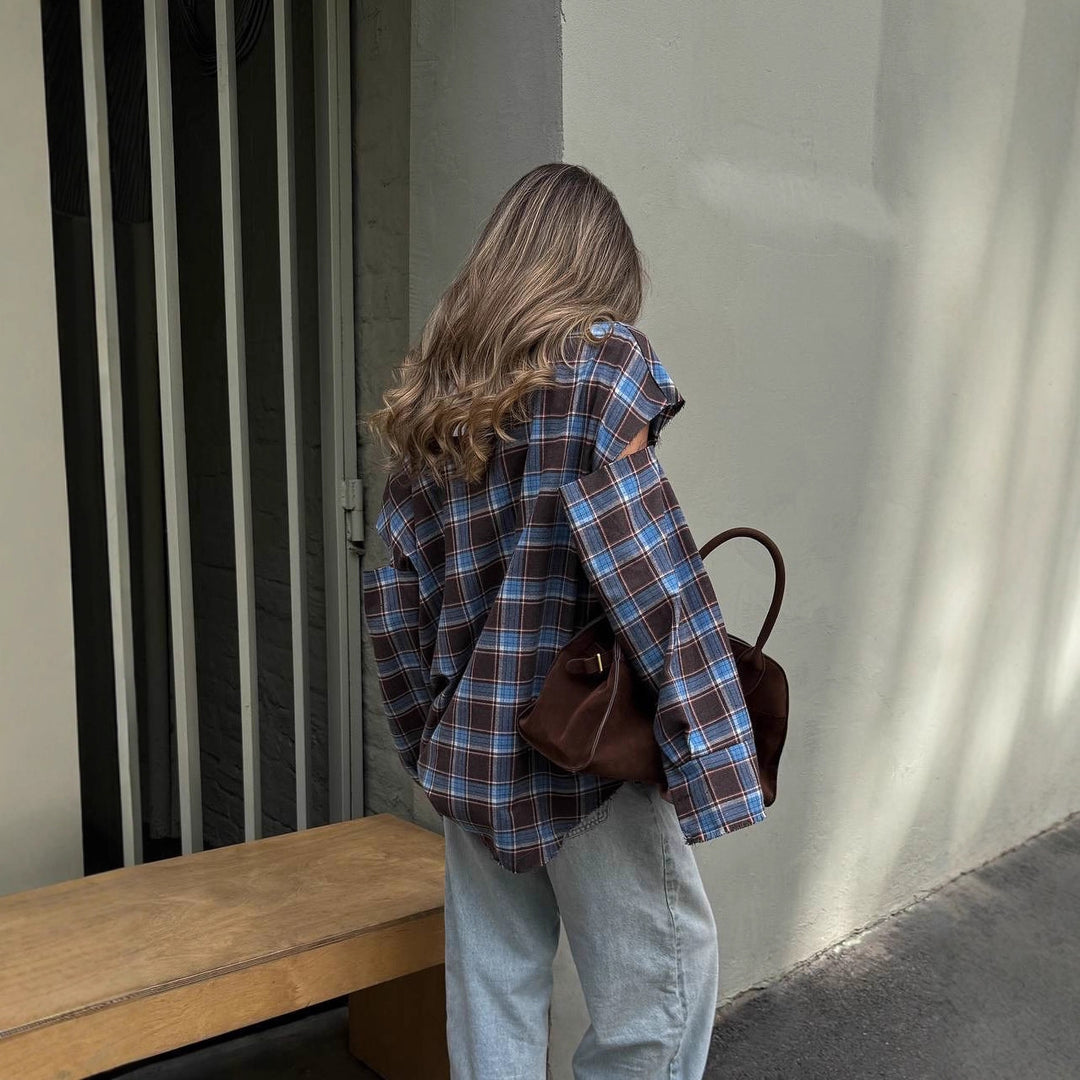Damen karierte Oversize-Hemdjacke mit Cut-Out-Ärmeln und rohem Saum Echoarchiv