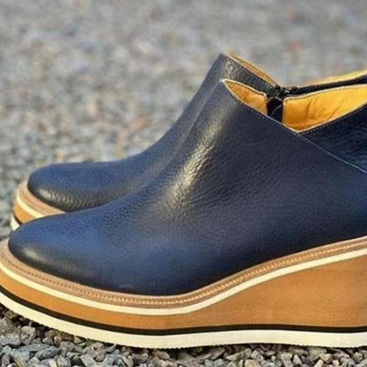 Damen  Keil-Ankle Boots mit genarbtem Kunstleder, dämpfender Plateausohle und gepolstertem Komfortfußbett Echo Archiv