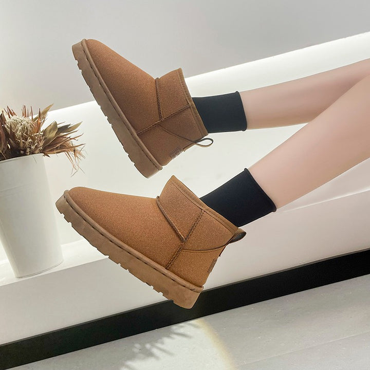 Damen Gefütterte Kurz‑Boots mit Teddyfutter, Slip‑On‑Design und profilierter Gummisohle Echo Archiv