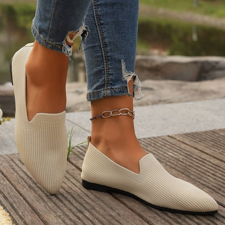 Damen Strick-Loafer mit spitzer Kappe und elastischem Einstieg Echoarchiv