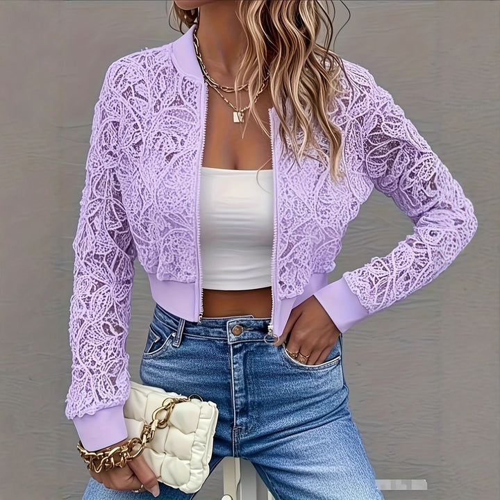 Damen Cropped Spitzen-Bomberjacke mit floraler Häkeloptik und Rippbündchen – Avenza