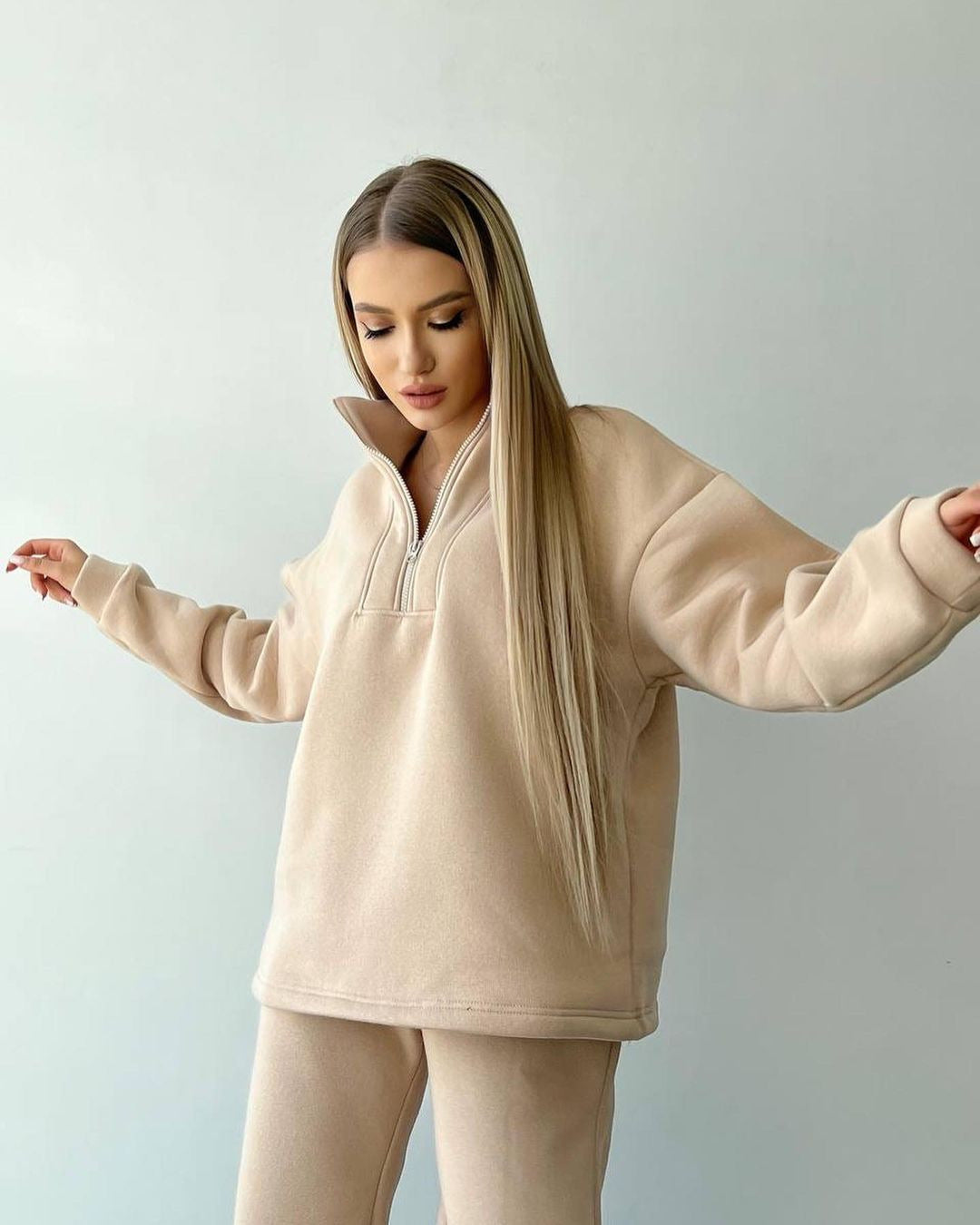 Damen Cropped-Sweatshirt-Set mit hohem Kragen und High-Waist-Jogginghose Echoarchiv