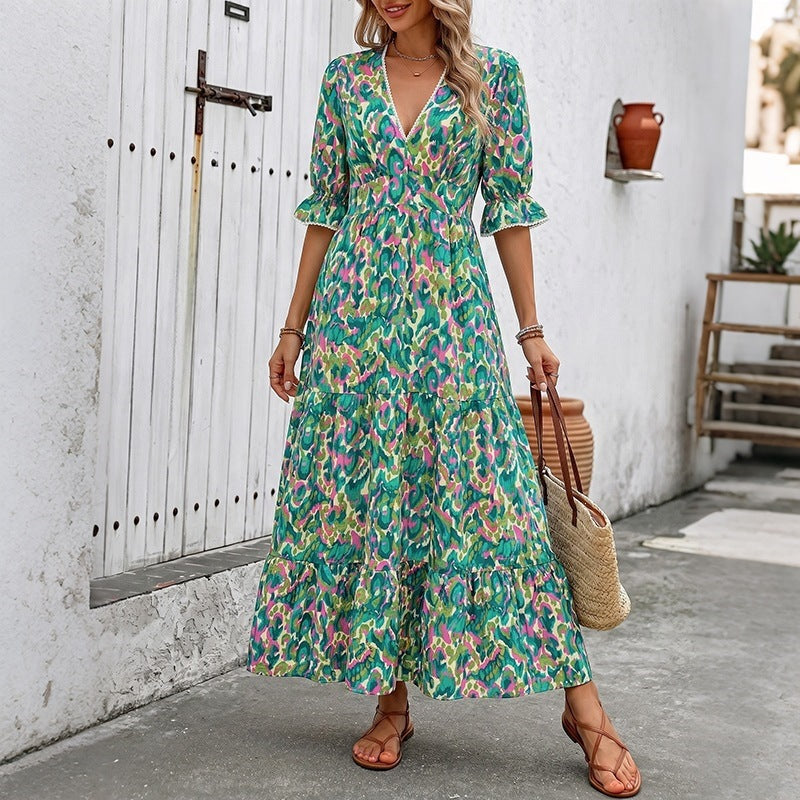 Damen Langes Maxikleid mit Rüschendetails und V-Ausschnitt Echo Archiv