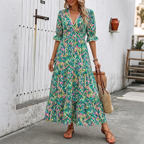 Damen Langes Maxikleid mit Rüschendetails und V-Ausschnitt Echo Archiv