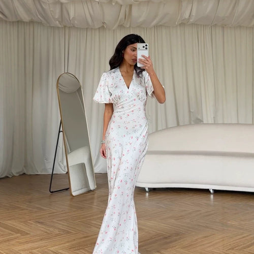 Damen Maxikleid mit floraler Satinoptik, taillierter Silhouette und kurzen Puffärmeln Echoarchiv